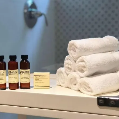 Hanza Tower Family 20 & Pool & Jacuzzi & Sauna Štetín